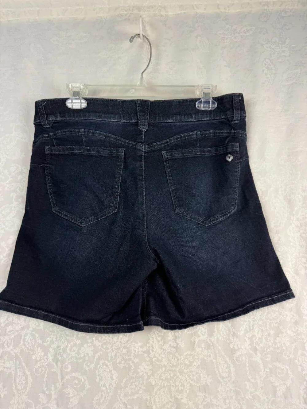 Democracy Absolution Women's Size 14 Black Denim Bermuda Shorts Stretch Mid Rise